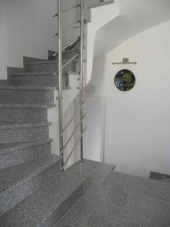 יזרה Apartments Jp מראה חיצוני תמונה